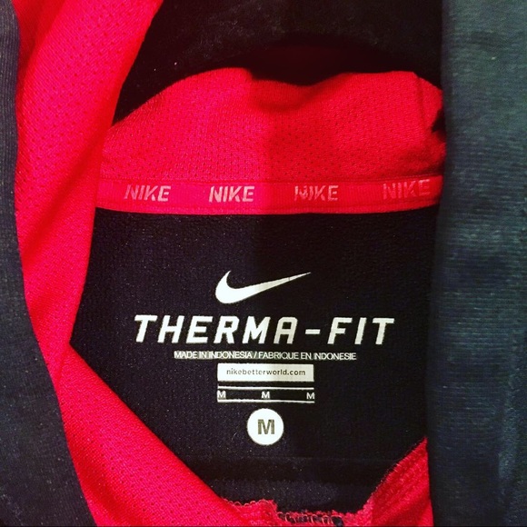 Nike Therma Fit Hoodie with logo - Picture 5 of 5